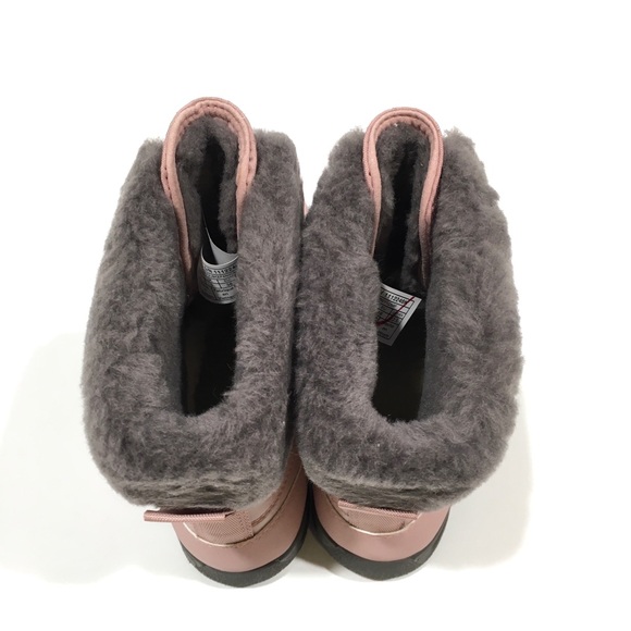 UGG BUTTE II CWR SNOW BOOTS -PINK WATERPROOF LEATHER -KIDS US 4 -NEW - Picture 6 of 12
